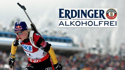 Mit der AZ und Erdinger zum Biathlon-Weltcup: Miriam Gössner beim 2013er Weltcup in Ruhpolding – die derzeit verletzte Athletin wird von den Fans gefeiert. Mit der AZ und Erdinger zum Biathlon-Weltcup: Miriam Gössner beim 2013er Weltcup in Ruhpolding – die derzeit verletzte Athletin wird von den Fans gefeiert.