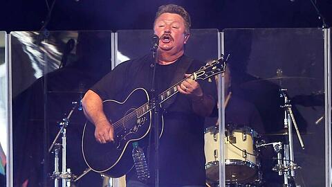 Joe Diffie bei einem seiner Auftritte