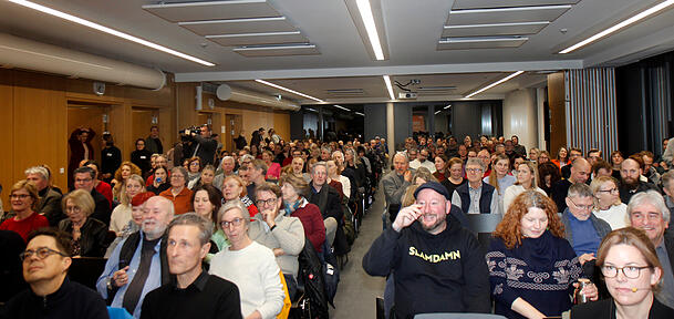 Voller Saal: Die Ergebnisse der Befragungen werden in der katholischen Stiftungshochschule vorgestellt.