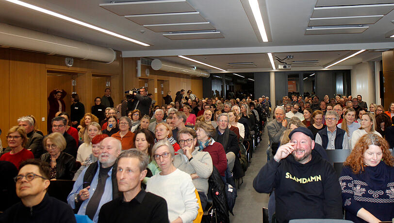 Voller Saal: Die Ergebnisse der Befragungen werden in der katholischen Stiftungshochschule vorgestellt.