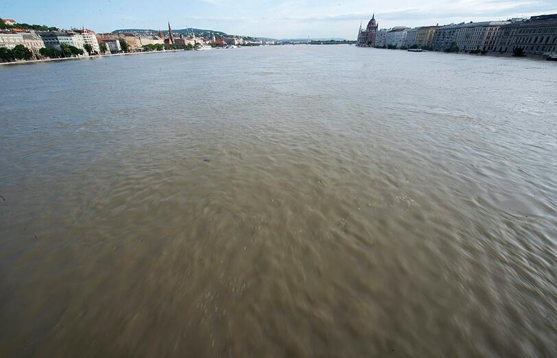 Budapest scheint das Schlimmste überstanden zu haben. Hier gibt's die Bilder aus der ungarischen Hauptstadt.