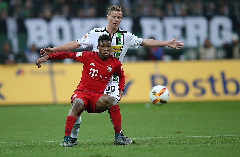 KINGSLEY COMAN NOTE 3: Unglaublich schnell. Legt den Ball oft am Verteidiger vorbei und nimmt diesem dann mit dem Antritt einige Meter ab. Riss ständig die rechte Abwehrseite der Gladbach auf. Pech mit seinem Pfostenschuss (25.). Ließ im zweiten Durchgang allerdings stark nach und blieb meist ohne Wirkung, blieb blass im Auge der Niederlage.