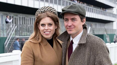 Prinzessin Beatrice und Edoardo Mapelli Mozzi sind seit 2018 ein Paar. Am 17. Juli 2020 gaben sie sich das Jawort.