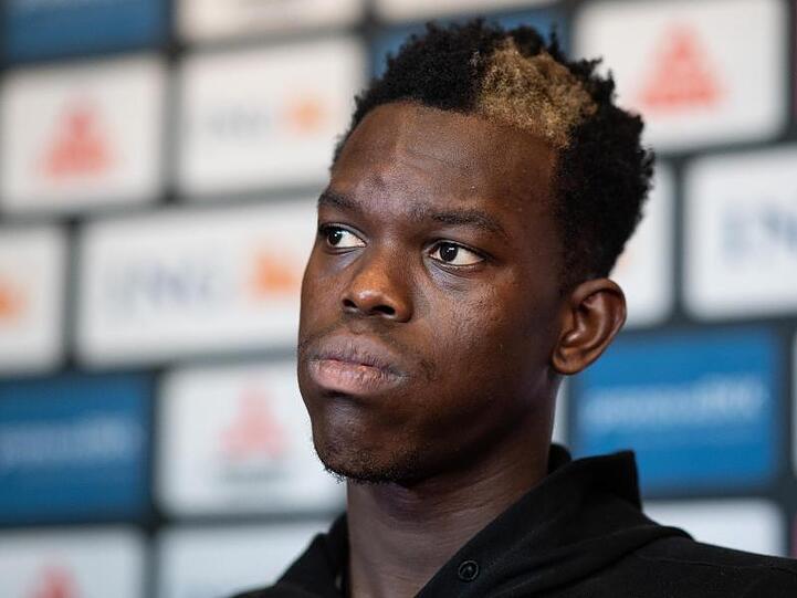 Dennis Schröder deutete atmosphärische Störungen bei den deutschen Basketballern an.