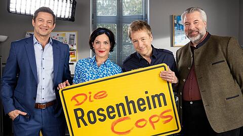"Die Rosenheim-Cops". Die Dreharbeiten vor einem echten Mordhaus sind wohl nur ein Zufall.
