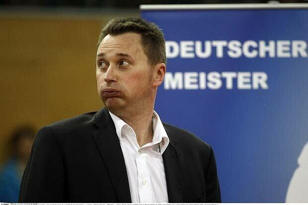 Haching-Trainer Mihai Paduretu.