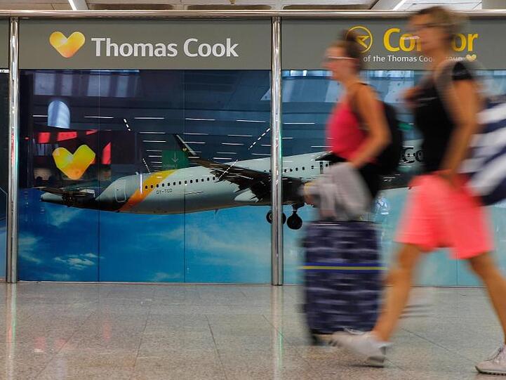 Thomas Cook mit Marken wie Neckermann-Reisen und der Fluglinie Condor braucht dringend Geld, um in die Zukunft seines Geschäfts zu investieren.