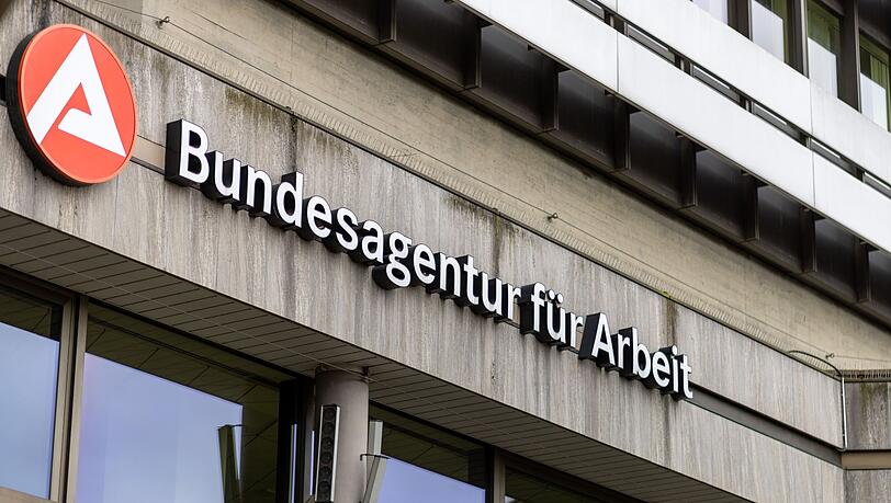 Die Zentrale der Bundesagentur für Arbeit in Nürnberg. Die Zentrale der Bundesagentur für Arbeit in Nürnberg.