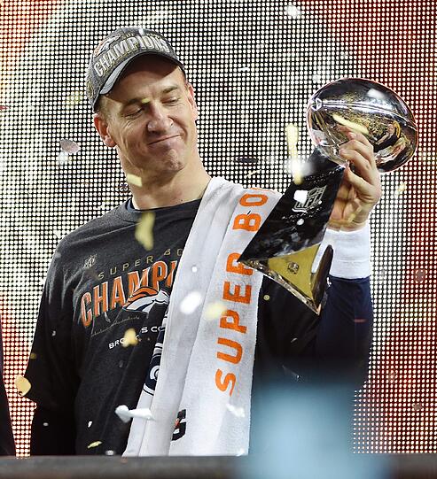 Bronocs-Quarterback Peyton Manning