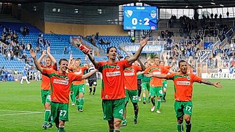 Zurzeit gibt&rsquo;s viel zu feiern in Fürth: Nico Müller, Marino Biliskov und Stephan Schröck (von links) in Bochum.
