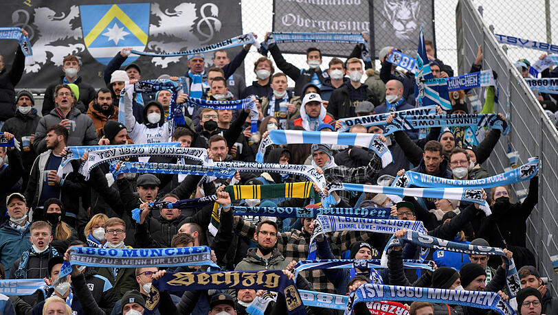 Der TSV 1860 wird von rund 1.700 Fans nach Berlin begleitet. (Symbolbild)