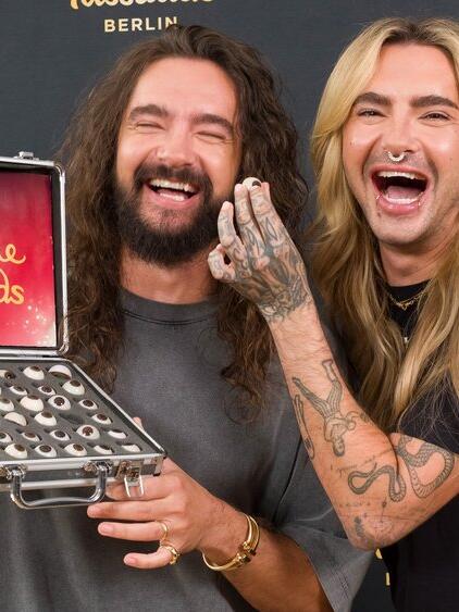 Die Vermessungen haben bereits stattgefunden: Tom Kaulitz (li.) und Bruder Bill bekommen jeweils eine Wachsfigur im Madame Tussauds Berlin.