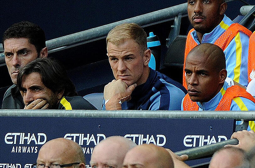 In Manchester sitzt Joe Hart nur noch auf der Bank, doch der englische Nationaltrainer hält fest zu ihm.