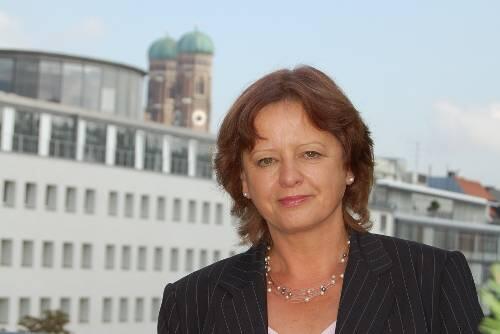 Gabriele Friderichs Büro liegt in bester Innenstadt-Lage: Am Roßmarkt, nur einen Steinwurf entfernt von der Frauenkirche.
