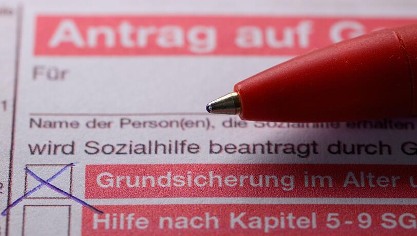 Der Großteil der Ausgaben floss in die Grundsicherung im Alter und Leistungen bei Erwerbsminderung. (Symbolbild) Der Großteil der Ausgaben floss in die Grundsicherung im Alter und Leistungen bei Erwerbsminderung. (Symbolbild)