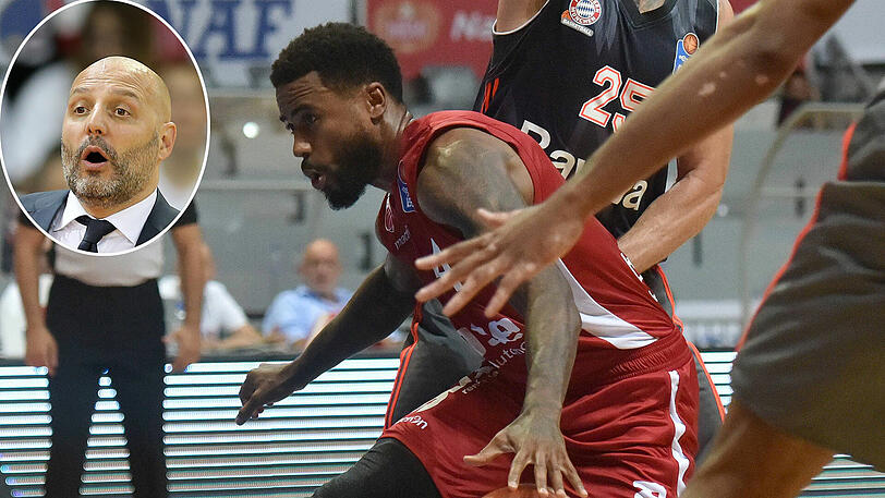 Ungewohntes Bild: Ex-Bayern-Kapitän Bryce Taylor im Bamberg-Trikot gegen seinen Nachfolger Anton Gavel, der das Duell mit dem FCBB mit 71:58 gewinnt. Trainer Pesic (links) glaubt, das Meisterrezept gefunden zu haben.