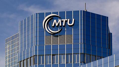 Blick auf die Firmenzentrale von MTU. Foto: picture alliance / dpa / Archivbild