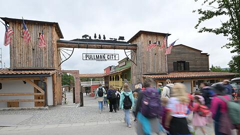 Western-Fans zieht es nach Pullman City in Niederbayern. (Archivbild)