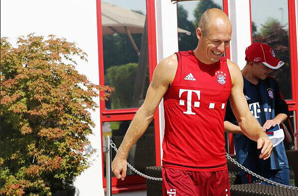 Training bei weit über 30 Grad. Am Samstag schwitzten die Bayern-Stars beim 2. Öffentlichen Training der Vorbereitung. Die Bilder!