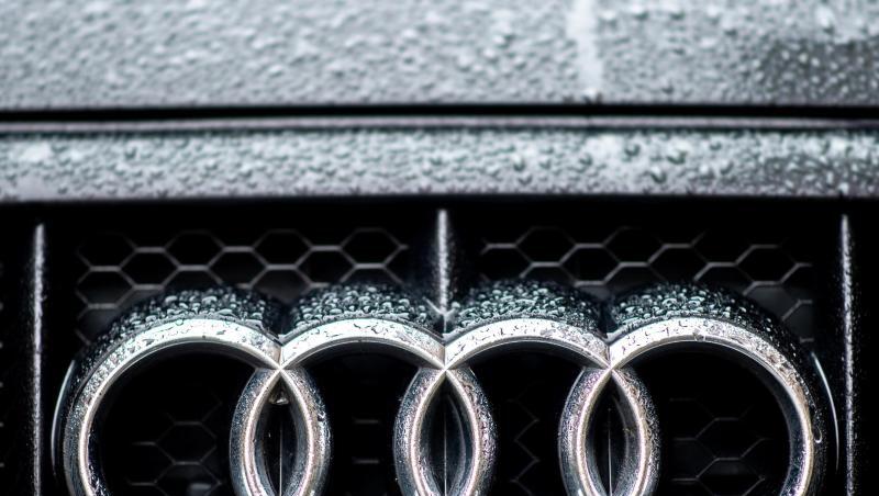 Das Logo von Audi ist auf einem Kühlergrill zu sehen. Foto: Hauke-Christian Dittrich/dpa/Symbolbild Das Logo von Audi ist auf einem Kühlergrill zu sehen. Foto: Hauke-Christian Dittrich/dpa/Symbolbild
