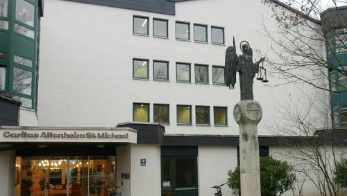 Hier arbeitet Wolfgang R. seit Anfang November Hier arbeitet Wolfgang R. seit Anfang November