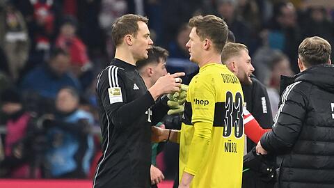 Platzhirsch und Kronprinz im Tor des FC Bayern: Manuel Neuer (l.) und Alexander Nübel.