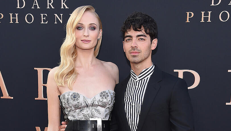 Sophie Turner an der Seite von Ehemann Joe Jonas bei der Premiere ihres Films "X-Men: Dark Phoenix" Sophie Turner an der Seite von Ehemann Joe Jonas bei der Premiere ihres Films "X-Men: Dark Phoenix"