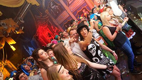 Es ist Fasching in der Stadt! Fotos aus einer narrischen Nacht in München sehen Sie in der AZ-Bilderstrecke.