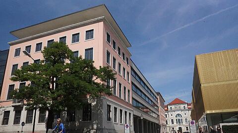 Füllt sich wieder: Für die ehemalige Eon-Zentrale an der Brienner Straße interessieren sich Ärzte, Wirtschaftsprüfer und Anwälte.
