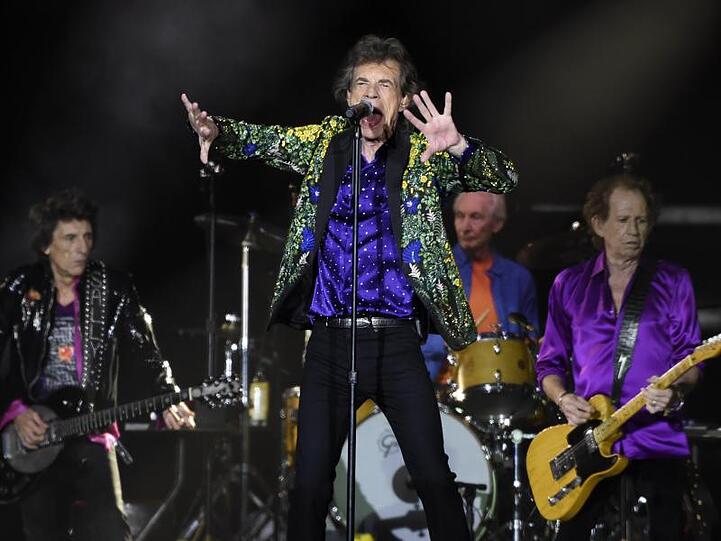 Bei ihrem Konzert in Pasadena reagierten die Rolling Stones mit Begeisterung auf die Namenstaufe.