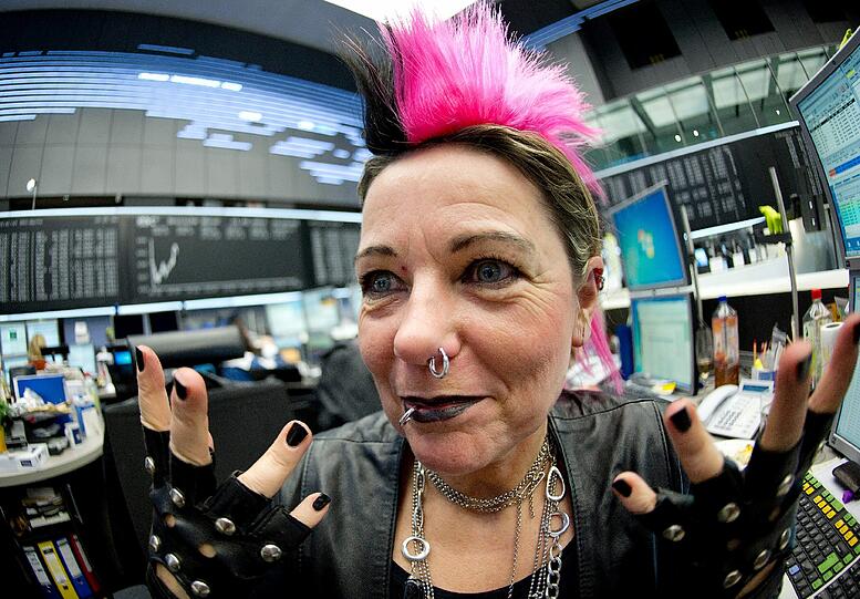 Punk soll provozieren - und was provoziert den braven Bürger heutzutage mehr als Börsenspekulanten?