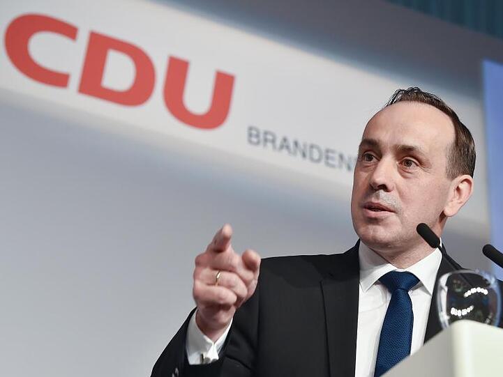 Ingo Senftleben spricht im Mai auf dem Landesparteitag der Brandenburger CDU.