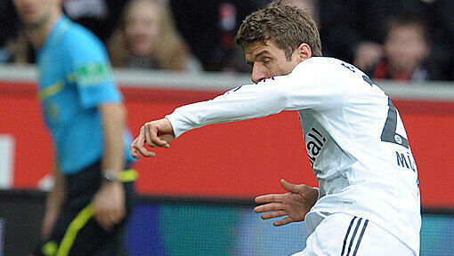 „Wir denken jetzt Tag für Tag. Manche wissen nicht einmal, dass
gerade Ostern ist.“ (Nationalspieler Thomas Müller nach dem 2:1 von
Bayern München gegen den FC Augsburg mit Blick auf das Spiel in
Dortmund) „Wir denken jetzt Tag für Tag. Manche wissen nicht einmal, dass
gerade Ostern ist.“ (Nationalspieler Thomas Müller nach dem 2:1 von
Bayern München gegen den FC Augsburg mit Blick auf das Spiel in
Dortmund)