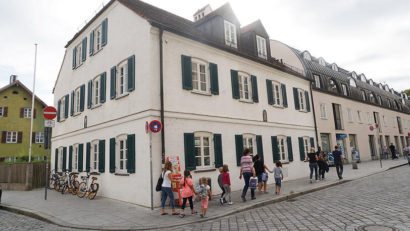 Reicht zurück ins 13. Jahrhundert: der Viereckhof in Altschwabing.