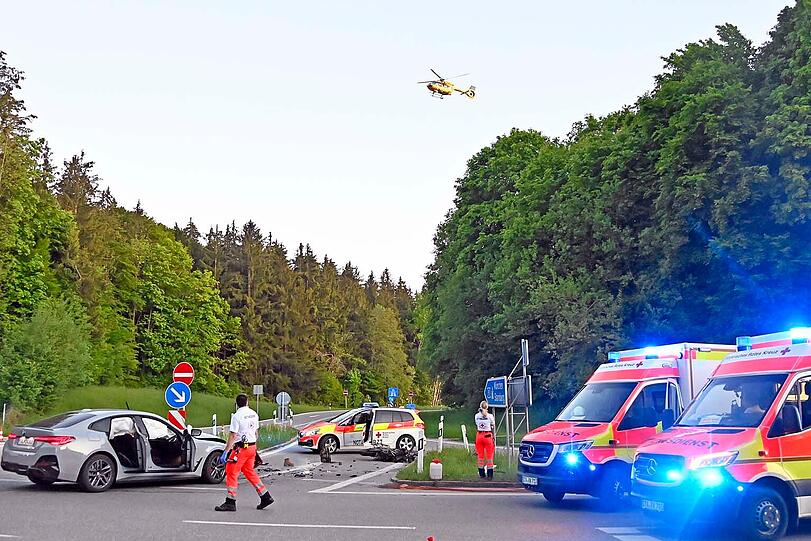 Auch ein Rettungshubschrauber war im Einsatz.