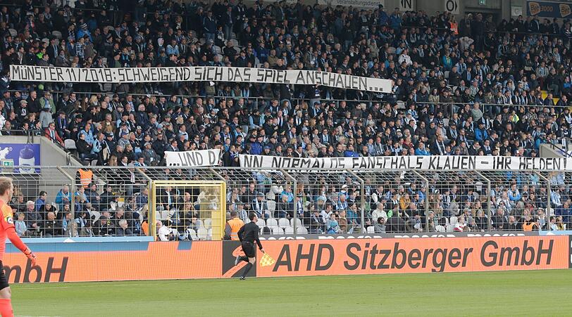 Mit diesem Spruchband reagierten die Löwen-Anhänger beim Heimspiel im Grünwalder auf die Aktion der Preußen-Ultras im November 2018.