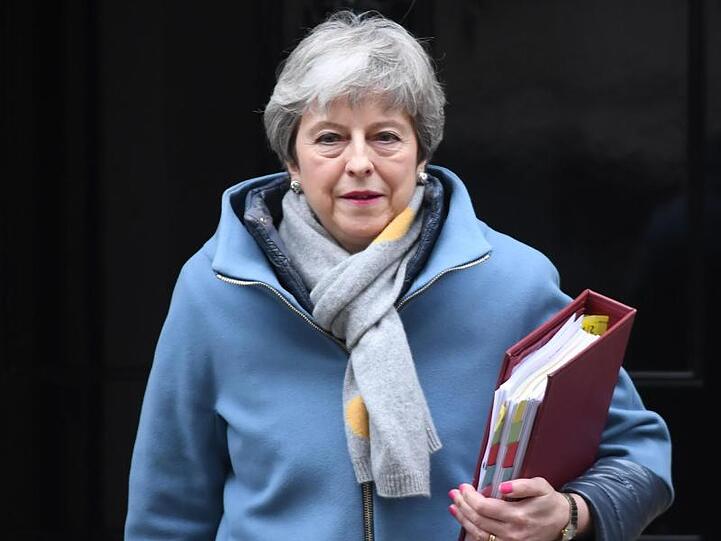 Nach Wunsch von Theresa May soll ihr Land die EU erst Ende Juni verlassen, an der EU-Wahl im Mai aber trotzdem nicht teilnehmen.