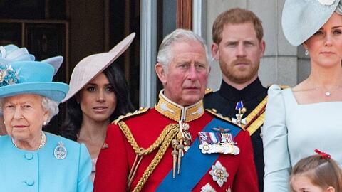 2018 auf dem Balkon des Buckingham Palastes: Charles mit seinem Sohn Harry und dessen Frau Meghan.
