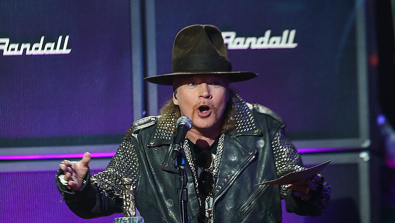 Ziemlich lebendig: Axl Rose bei einer Preisverleihung im April Ziemlich lebendig: Axl Rose bei einer Preisverleihung im April