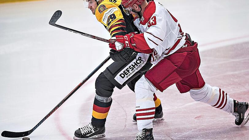 Zu Beginn gegen Gastgeber Dänemark gefordert: Die Eishockeynationalmannschaft um Top-Spieler Leon Draisaitl.
