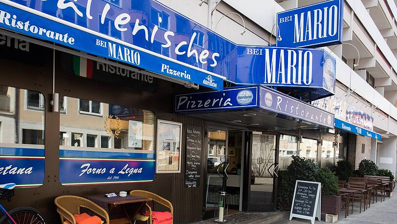 Seit 1966 gibt es die Pizzeria Bei Mario in der Adalbertstra&szlig;e. Sie soll die neapolitanische Pizza nach M&uuml;nchen gebracht haben.