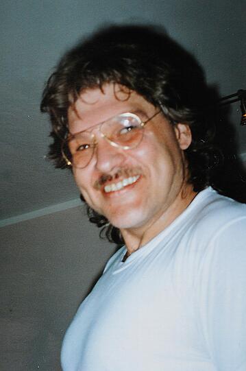 Als junger Mann hat Eduard S. sich ein Lokal aufgebaut. &bdquo;Guad beinander war i.&ldquo;
