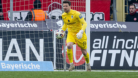 Ersatzmann und Trainer in Personalunion: Ren&eacute; Vollath.