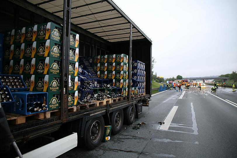 Der Bierfahrer wurde nicht verletzt, das Bier hingegen schon.