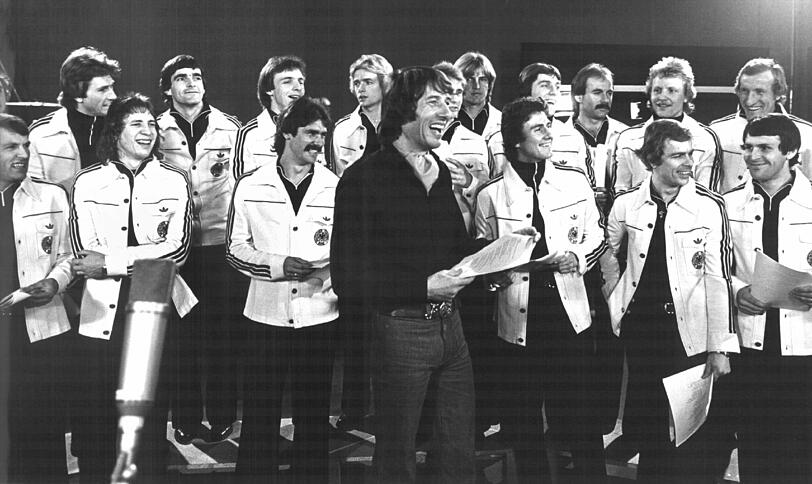 Jürgens Karriere war beeindruckend. 1978 nahm der Österreicher mit der deutschen Fußballnationalmannschaft das Lied "Buenos dias, Argentina" auf.