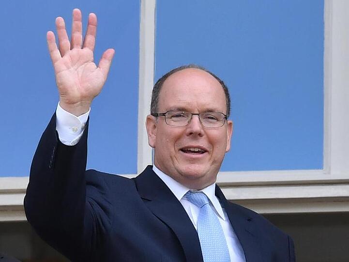 Fürst Albert II. von Monaco, wie man ihn kennt: glattrasiert. Das war nicht immer so.