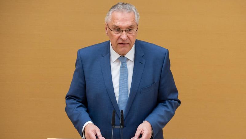 Joachim Herrmann (CSU), Innenminister von Bayern, spricht im Landtag. Foto: Sven Hoppe/dpa Joachim Herrmann (CSU), Innenminister von Bayern, spricht im Landtag. Foto: Sven Hoppe/dpa