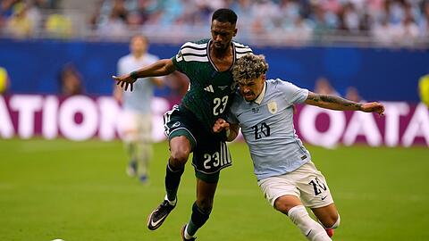 Das Spiel zwischen Uruguay und Saudi-Arabien war hart umk&auml;mpft.