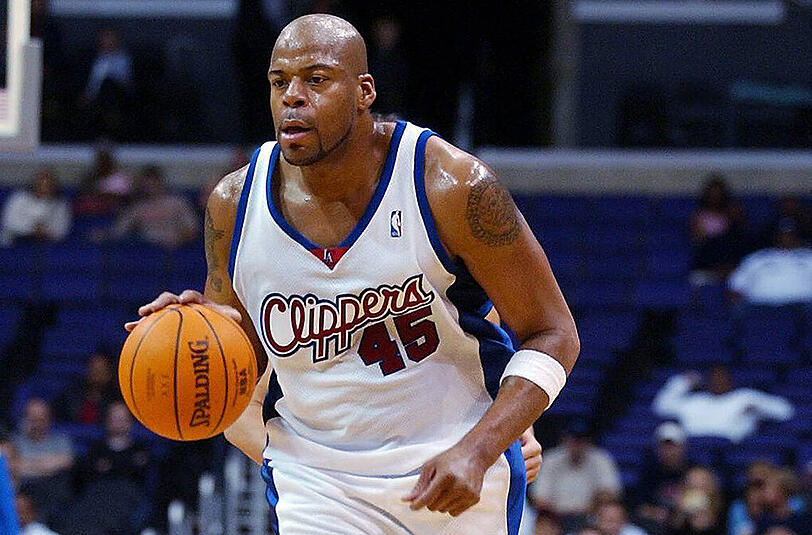 Sean Rooks 2002 im Trikot der Los Angeles Clippers.