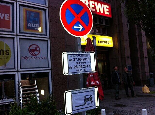 Halten verboten.